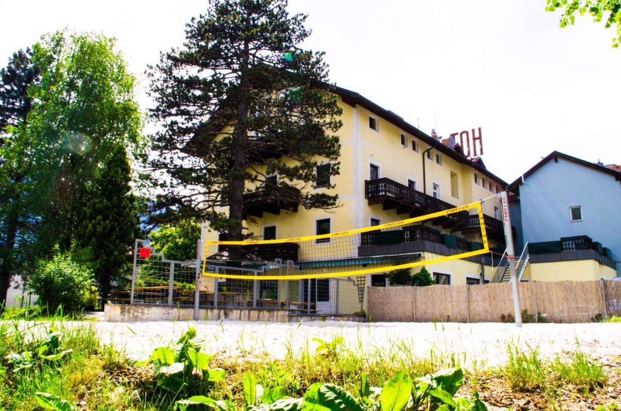 Aktiv Hotel Oetztal Exterior photo